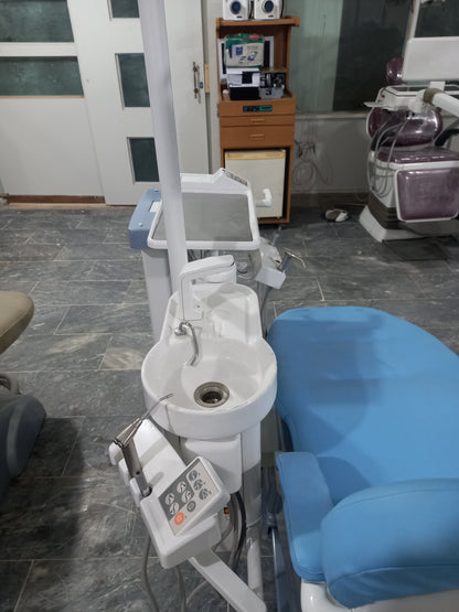 Summit R3 Dental Unit Made in Japan Full Electric (Original Condition)